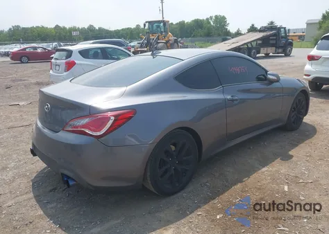 2015 Hyundai Genesis 3.8 Base z USA, uszkodzony, nr VIN KMHHU6KJ0FU124671